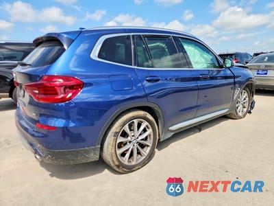 Trzecie zdjęcie samochodu z tyłu: 2019 BMW X3 SDRIVE30I VIN:5UXTR7C55KLF25464 - miniatura
