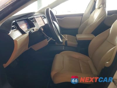 Zdjęcie 7 z 12 samochodu: 2017 TESLA MODEL S VIN:5YJSA1E2XHF190585 - miniatura