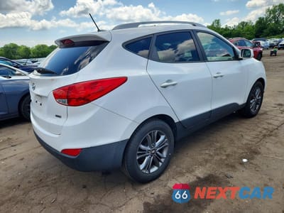 Trzecie zdjęcie samochodu z tyłu: 2015 HYUNDAI TUCSON SE VIN:KM8JUCAG6FU079290 - miniatura