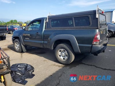 Drugie zdjęcie samochodu z przodu: 2010 TOYOTA TACOMA BASE VIN:5TEPX4EN7AZ733329 - miniatura