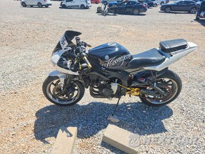 Trzecie zdjęcie samochodu z tyłu: 2005 YAMAHA YZFR6 L VIN:JYARJ06Y75A005095 - miniatura