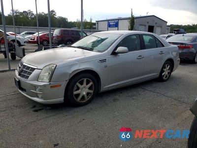 2008 CADILLAC STS 1G6DA67V280197464 - główne zdjęcie licytacji z USA - miniatura