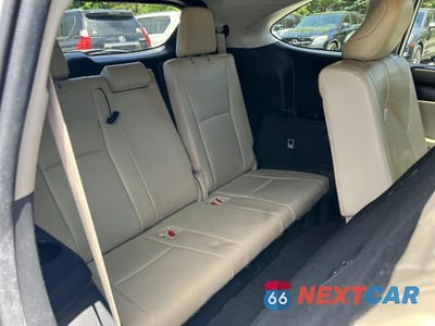 Zdjęcie 9 z 10 samochodu: 2021 TOYOTA HIGHLANDER HYBRID LIMITED VIN:5TDYARAH5MS006372 - miniatura