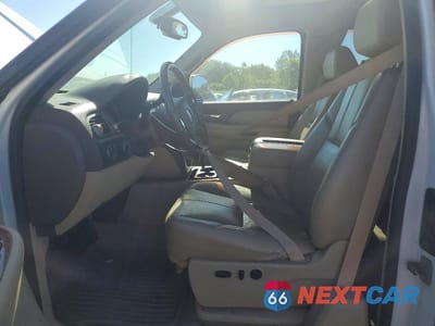 Zdjęcie 7 z 12 samochodu: 2008 GMC SIERRA K1500 VIN:1GTEK19098Z314424 - miniatura
