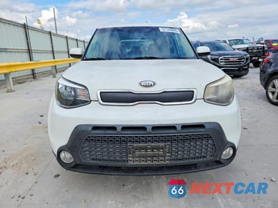 Piąte zdjęcie samochodu w środku: 2015 KIA SOUL BASE VIN:KNDJN2A29F7808879 - miniatura
