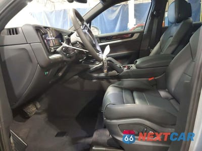 Zdjęcie 7 z 14 samochodu: 2026 PORSCHE CAYENNE VIN:WP1AA2AY5TDA00802 - miniatura