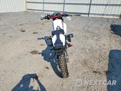 Czwarte zdjęcie samochodu z boku: 2025 HONDA XR650 L VIN:JH2RD0600SK400464 - miniatura
