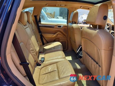 Zdjęcie 11 z 13 samochodu: 2012 PORSCHE CAYENNE S HYBRID VIN:WP1AE2A25CLA90975 - miniatura