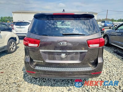 Zdjęcie 6 z 13 samochodu: 2016 KIA SEDONA LX VIN:KNDMB5C10G6129117 - miniatura