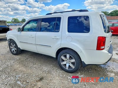 Drugie zdjęcie samochodu z przodu: 2015 HONDA PILOT TOURING VIN:5FNYF4H94FB008446 - miniatura