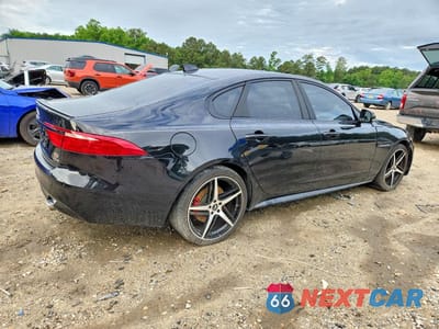 Trzecie zdjęcie samochodu z tyłu: 2016 JAGUAR XF S VIN:SAJBM4BV1GCY13239 - miniatura
