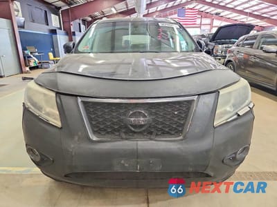Piąte zdjęcie samochodu w środku: 2013 NISSAN PATHFINDER S VIN:5N1AR2MM9DC607582 - miniatura