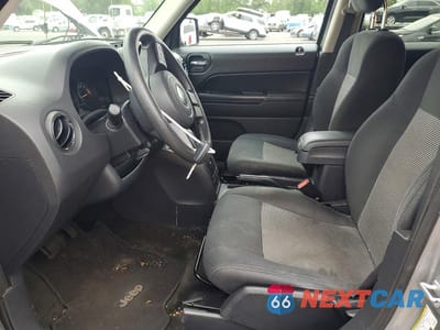 Zdjęcie 7 z 12 samochodu: 2016 JEEP PATRIOT SPORT VIN:1C4NJRBB0GD686064 - miniatura