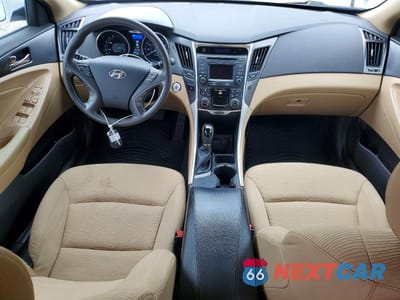 Zdjęcie 8 z 12 samochodu: 2015 HYUNDAI SONATA HYBRID BASE VIN:KMHEC4A41FA126534 - miniatura