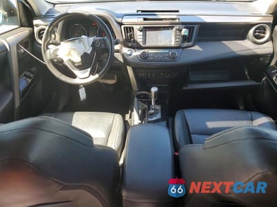 Zdjęcie 8 z 13 samochodu: 2016 TOYOTA RAV4 HV LIMITED VIN:JTMDJREV6GD053568 - miniatura