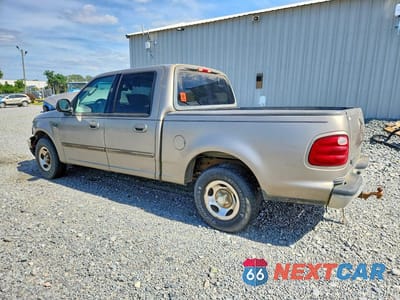 Drugie zdjęcie samochodu z przodu: 2002 FORD F150 SUPERCREW VIN:1FTRW07682KE38675 - miniatura