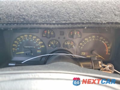 Zdjęcie 9 z 12 samochodu: 1991 CHEVROLET CAMARO RS VIN:1G1FP23E6ML116289 - miniatura