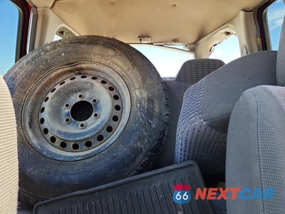Zdjęcie 10 z 13 samochodu: 2001 NISSAN XTERRA XE-V6 VIN:5N1ED28YX1C556683 - miniatura