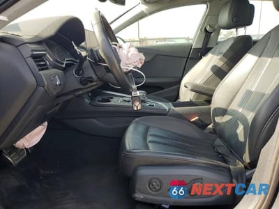 Zdjęcie 7 z 12 samochodu: 2019 AUDI A4 VIN:WAUGMAF44KA109820 - miniatura