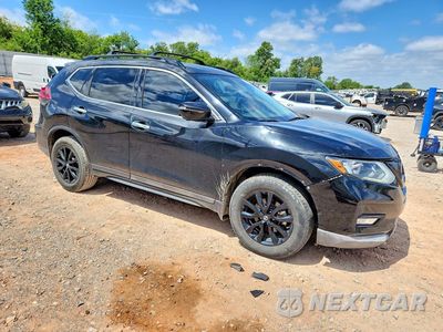 Czwarte zdjęcie samochodu z boku: 2018 NISSAN ROGUE SV VIN:5N1AT2MT1JC748473 - miniatura