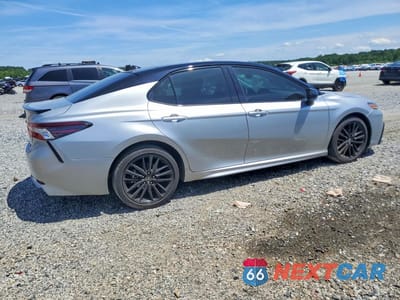 Trzecie zdjęcie samochodu z tyłu: 2024 TOYOTA CAMRY XSE VIN:4T1K61AK7RU259714 - miniatura