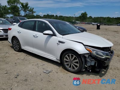Czwarte zdjęcie samochodu z boku: 2019 KIA OPTIMA LX VIN:5XXGT4L36KG300212 - miniatura