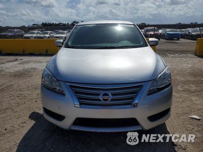 Piąte zdjęcie samochodu w środku: 2015 NISSAN SENTRA S VIN:3N1AB7APXFY348537 - miniatura