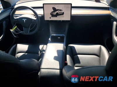 Zdjęcie 8 z 12 samochodu: 2023 TESLA MODEL Y VIN:7SAYGDEEXPA056548 - miniatura