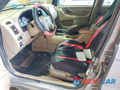 Zdjęcie 7 z 12 samochodu: 2007 FORD ESCAPE XLT VIN:1FMYU03137KA10625 - miniatura