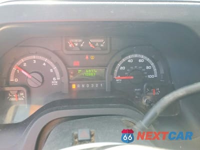 Zdjęcie 9 z 13 samochodu: 2013 FORD ECONOLINE E350 SUPER DUTY CUTAWAY VAN VIN:1FDWE3FL3DDA50416 - miniatura