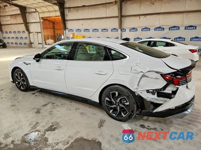 Drugie zdjęcie samochodu z przodu: 2024 HYUNDAI SONATA SEL VIN:KMHL64JA3RA390461 - miniatura