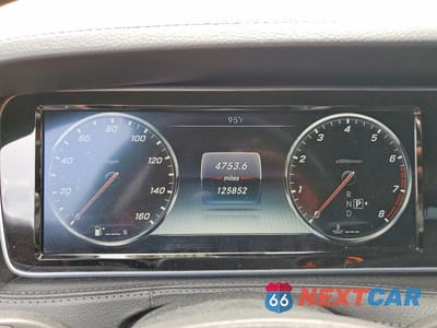 Zdjęcie 9 z 13 samochodu: 2016 MERCEDES-BENZ S 550 VIN:WDDUG8CB4GA233916 - miniatura