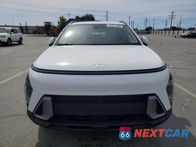 Piąte zdjęcie samochodu w środku: 2024 HYUNDAI KONA SEL VIN:KM8HBCAB6RU181864 - miniatura