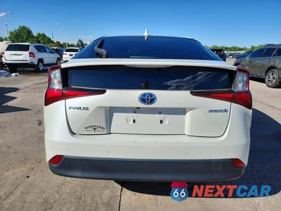 Zdjęcie 6 z 13 samochodu: 2020 TOYOTA PRIUS LE VIN:JTDKARFU2L3126481 - miniatura