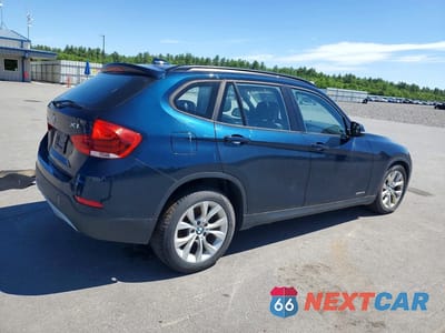 Trzecie zdjęcie samochodu z tyłu: 2014 BMW X1 XDRIVE28I VIN:WBAVL1C56EVY13098 - miniatura