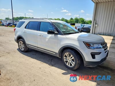 Czwarte zdjęcie samochodu z boku: 2018 FORD EXPLORER VIN:1FM5K8D8XJGA61956 - miniatura