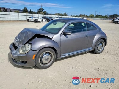 2012 VOLKSWAGEN BEETLE 3VWJX7ATXCM658036 - główne zdjęcie licytacji z USA - miniatura