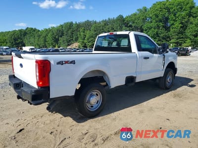 Trzecie zdjęcie samochodu z tyłu: 2023 FORD F250 SUPER DUTY VIN:1FTBF2BA0PED83301 - miniatura