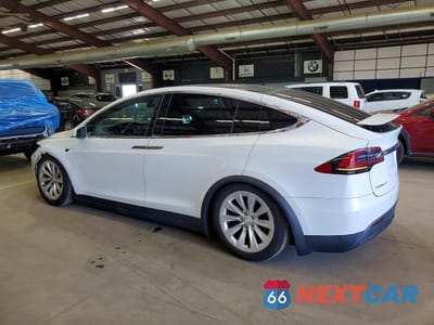 Drugie zdjęcie samochodu z przodu: 2016 TESLA MODEL X VIN:5YJXCBE2XGF027827 - miniatura