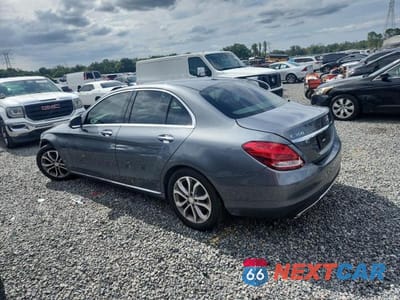 Drugie zdjęcie samochodu z przodu: 2017 MERCEDES-BENZ C 300 VIN:55SWF4JBXHU199618 - miniatura