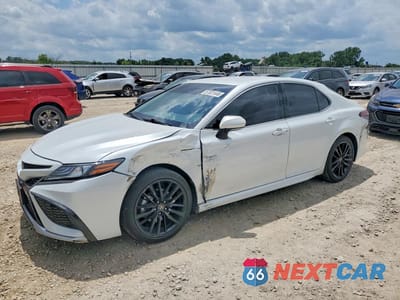 2024 TOYOTA CAMRY XSE 4T1K61AK7RU918083 - główne zdjęcie licytacji z USA - miniatura