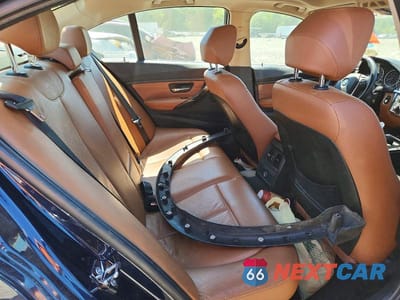 Zdjęcie 10 z 12 samochodu: 2012 BMW 328 I VIN:WBA3A5C58CF341837 - miniatura