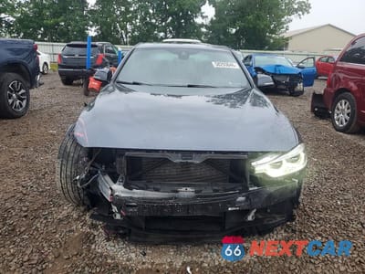 Piąte zdjęcie samochodu w środku: 2017 BMW 340 XI VIN:WBA8B7G37HNU37821 - miniatura