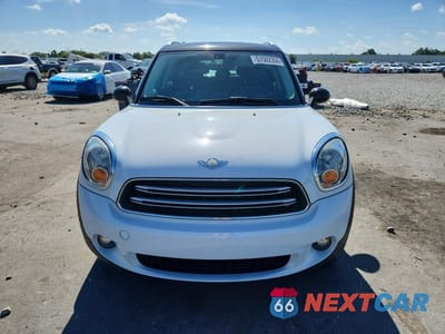 Piąte zdjęcie samochodu w środku: 2015 MINI COOPER COUNTRYMAN VIN:WMWZB3C53FWR46655 - miniatura