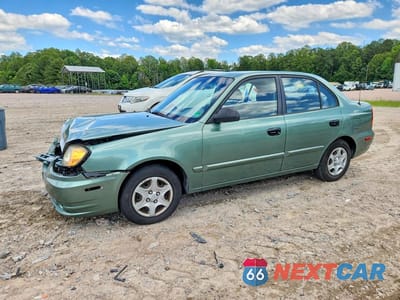 2005 HYUNDAI ACCENT GL KMHCG45C35U622607 - główne zdjęcie licytacji z USA - miniatura
