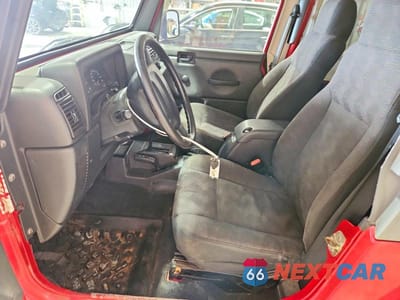 Zdjęcie 7 z 13 samochodu: 2005 JEEP WRANGLER / TJ UNLIMITED VIN:1J4FA44S55P353529 - miniatura