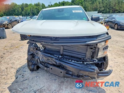 Piąte zdjęcie samochodu w środku: 2022 CHEVROLET SILVERADO K1500 VIN:2GCUDAED8N1513094 - miniatura