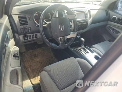 Zdjęcie 8 z 12 samochodu: 2013 TOYOTA TACOMA V6 VIN:5TFUU4EN6DX049296 - miniatura
