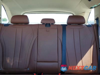 Zdjęcie 10 z 13 samochodu: 2016 BMW X5 XDR40E VIN:5UXKT0C51G0S77935 - miniatura