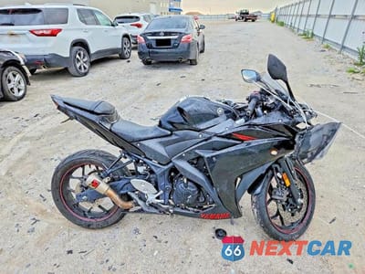 2015 YAMAHA YZFR3 MH3RH06Y1FK009138 - główne zdjęcie licytacji z USA - miniatura
